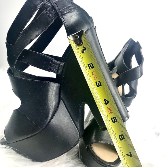 BCBGMaxazria Zoey Strappy Chunky Platform, Sz 7.5B - Picture 6 of 8